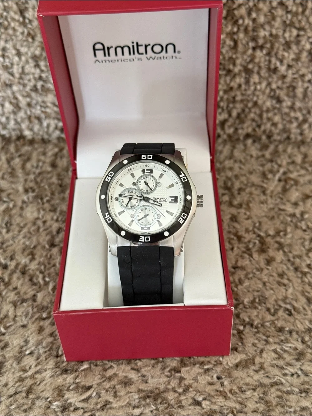 Armitron bold dial